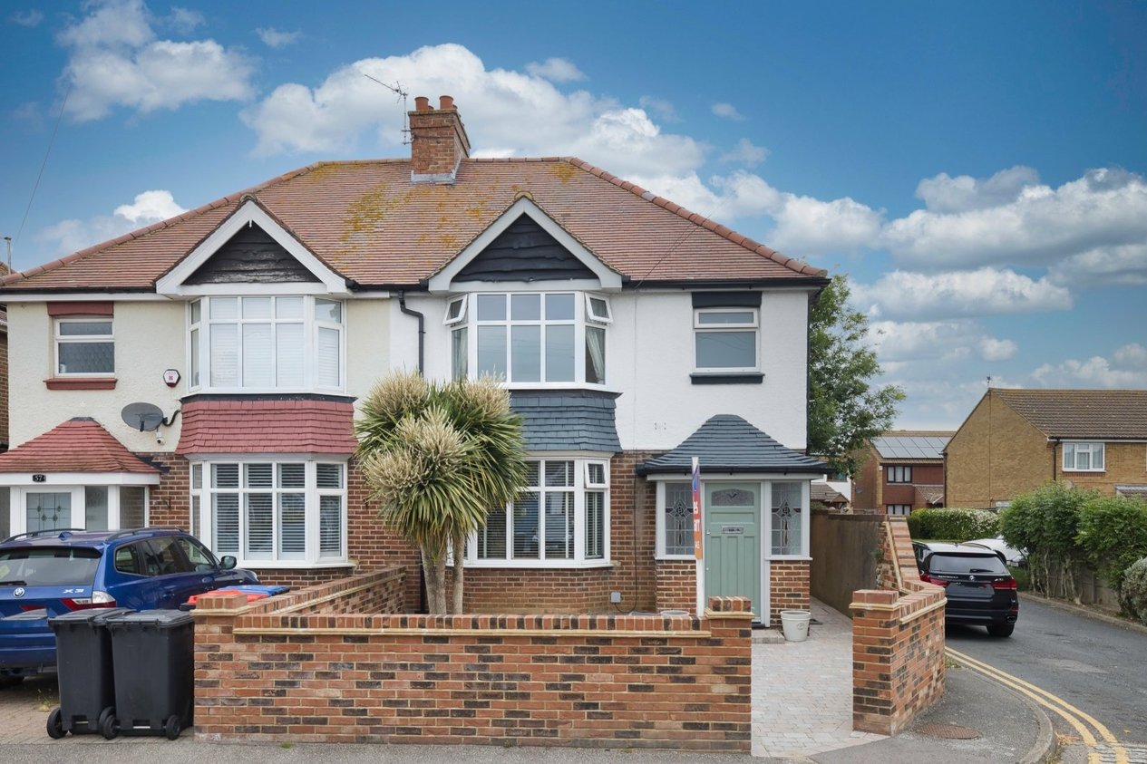Properties For Sale in Ashburnham Road Ramsgate