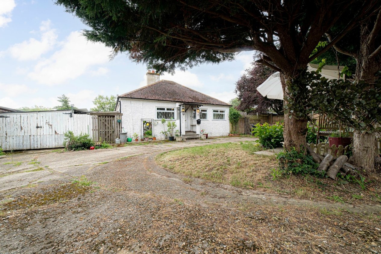 Properties For Sale in Ashford Road  Chartham