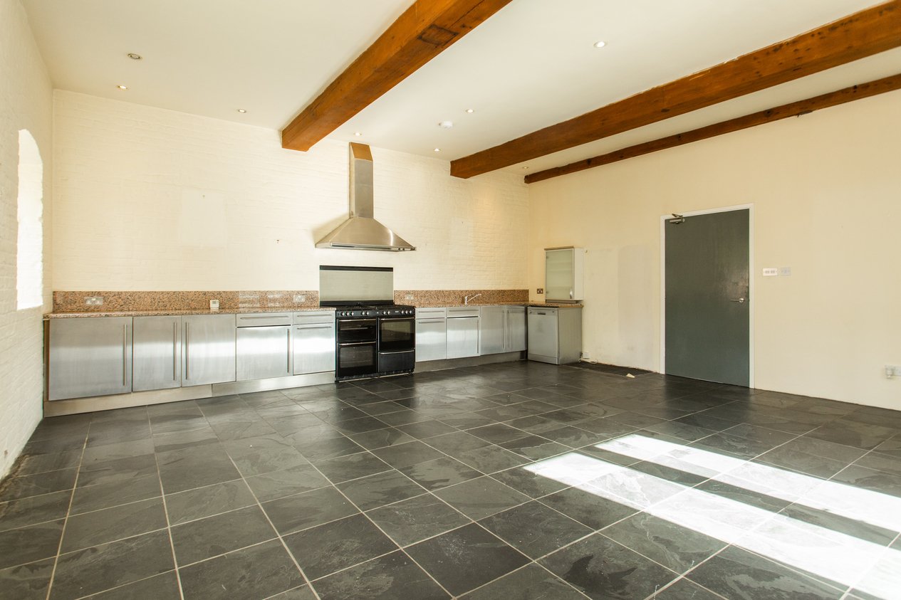 Properties Under Offer in Ashford Road Chartham