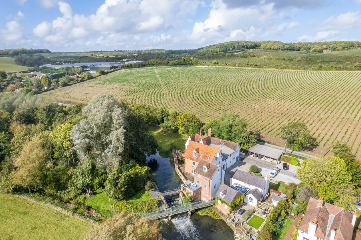 Properties Under Offer in Ashford Road Chartham