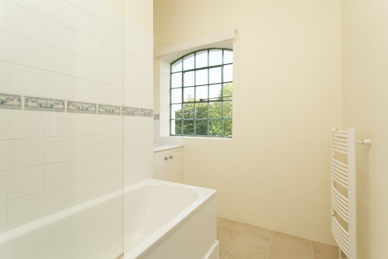 Properties Under Offer in Ashford Road Chartham