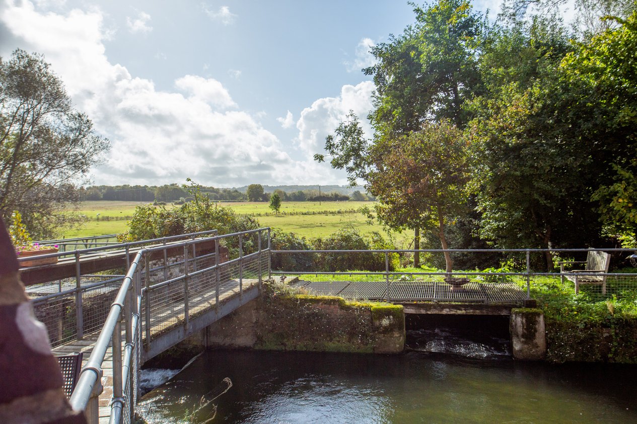 Properties Under Offer in Ashford Road Chartham
