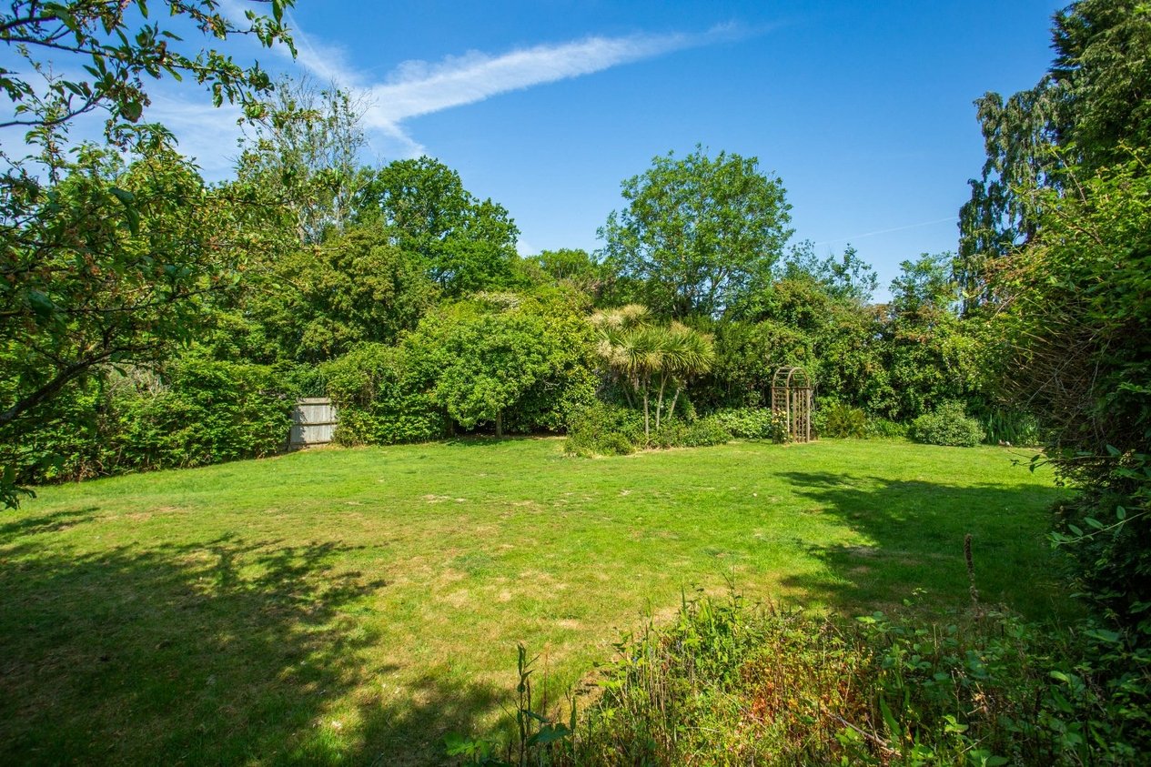 Properties Under Offer in Ashford Road St Michaels