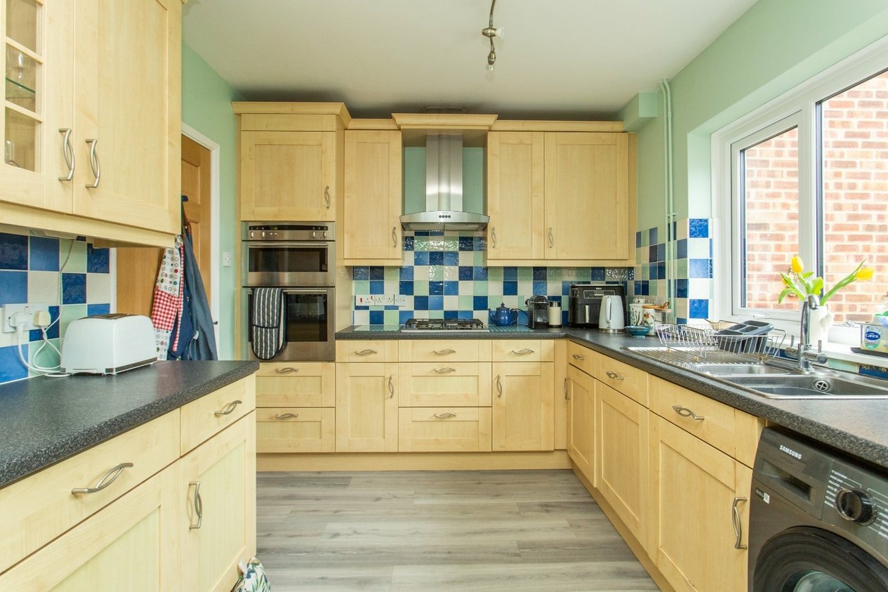 Properties Under Offer in Ashurst Avenue Whitstable