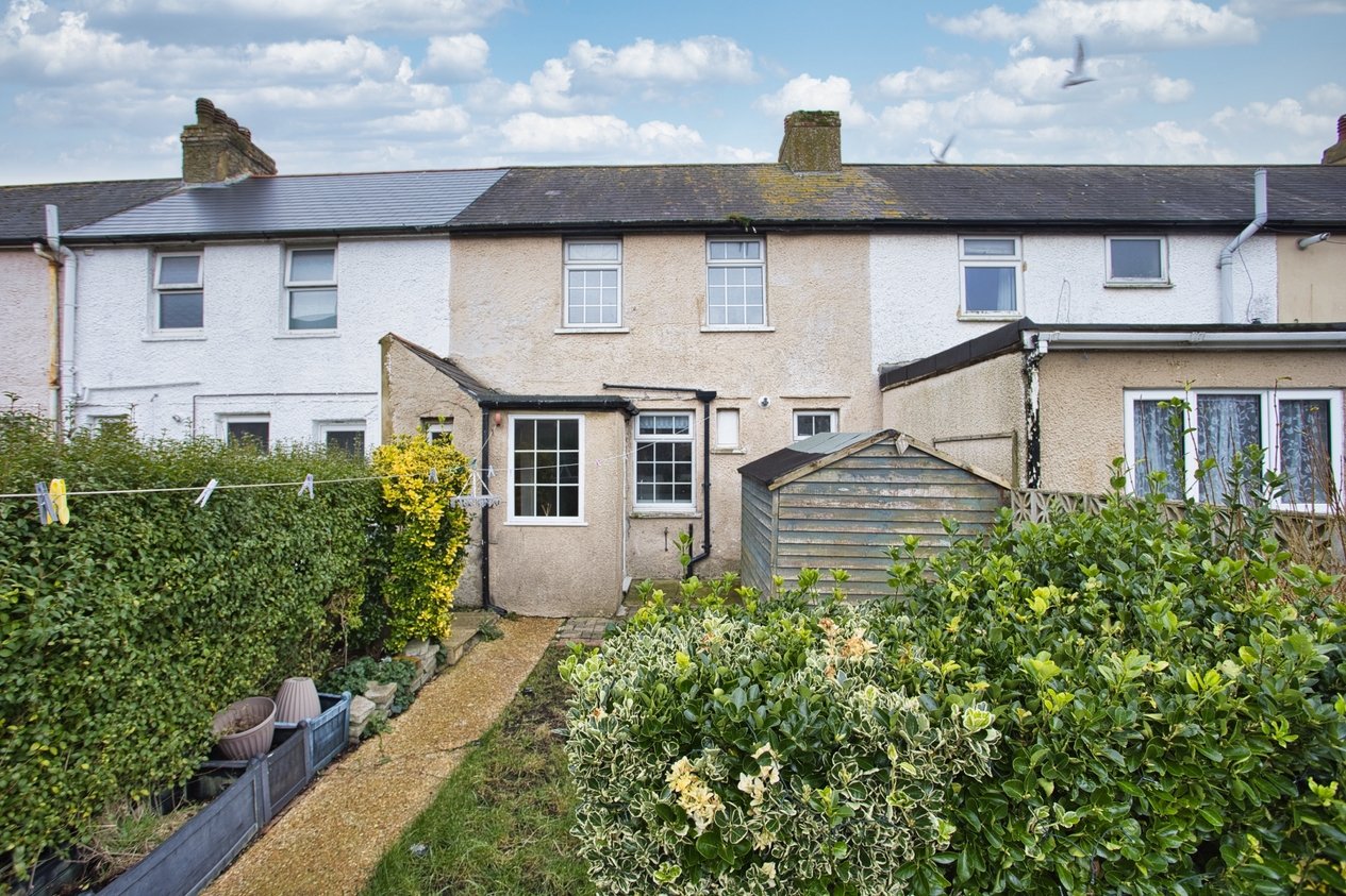 Properties Under Offer in Astor Avenue Dover