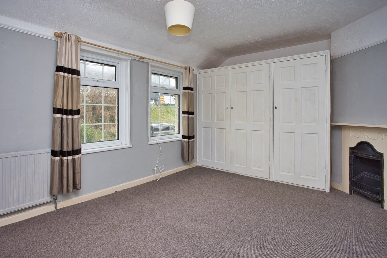 Properties Under Offer in Astor Avenue Dover