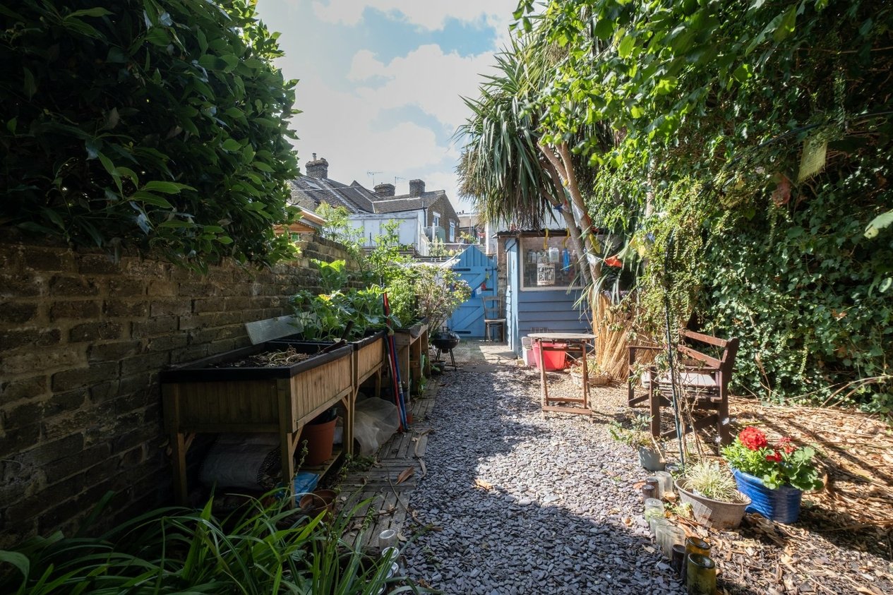 Properties For Sale in Athelstan Road Faversham