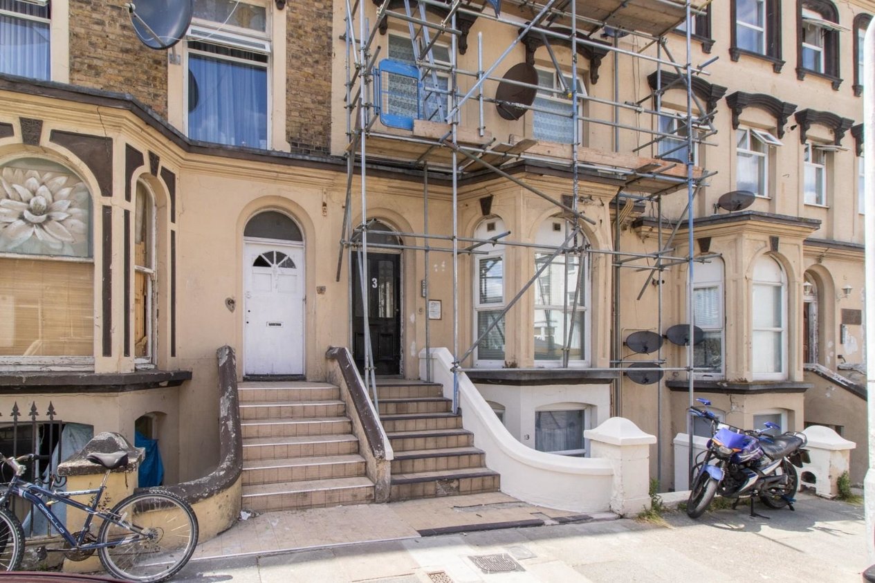 Properties Sold Subject To Contract in Athelstan Road 