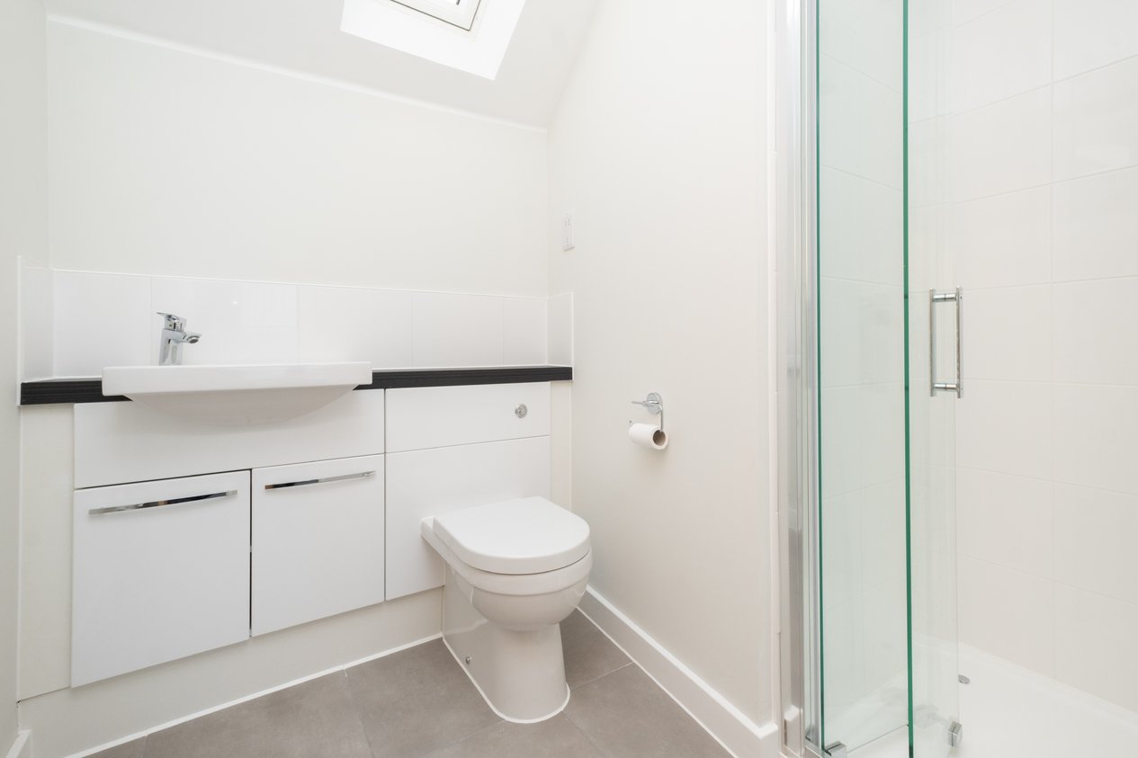 Properties Under Offer in Atherfield Drive Ashford