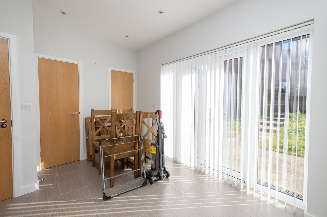 Properties Under Offer in Atherfield Drive Ashford