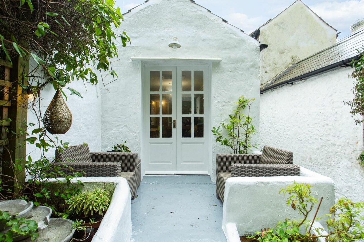 Properties For Sale in Athol Terrace  Dover