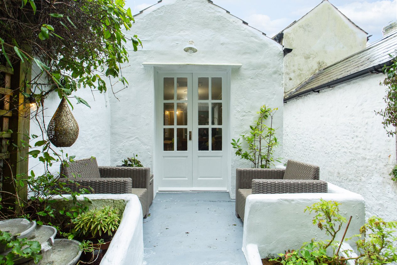 Properties Under Offer in Athol Terrace Dover