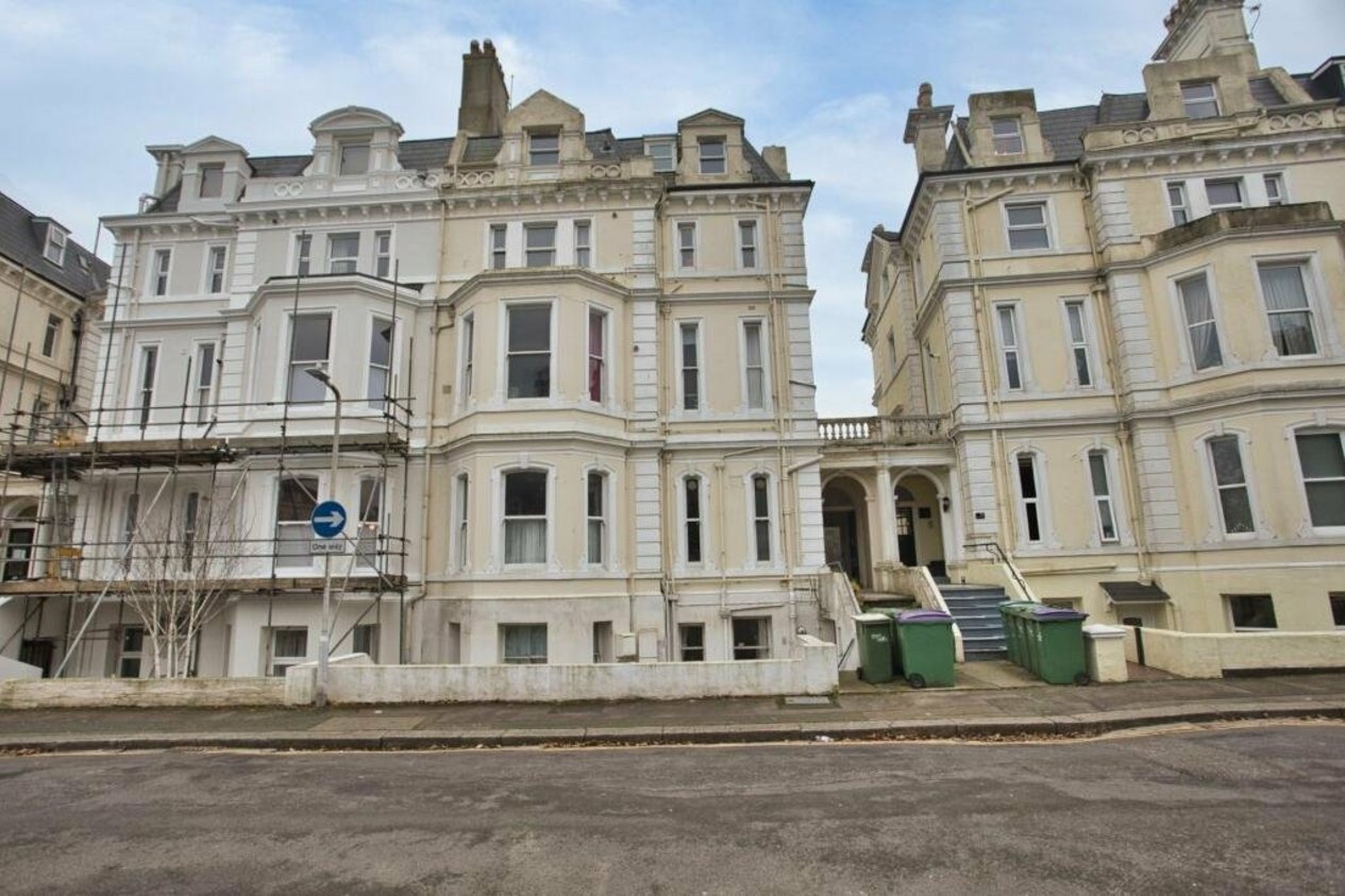 Properties Under Offer in Augusta Gardens Folkestone