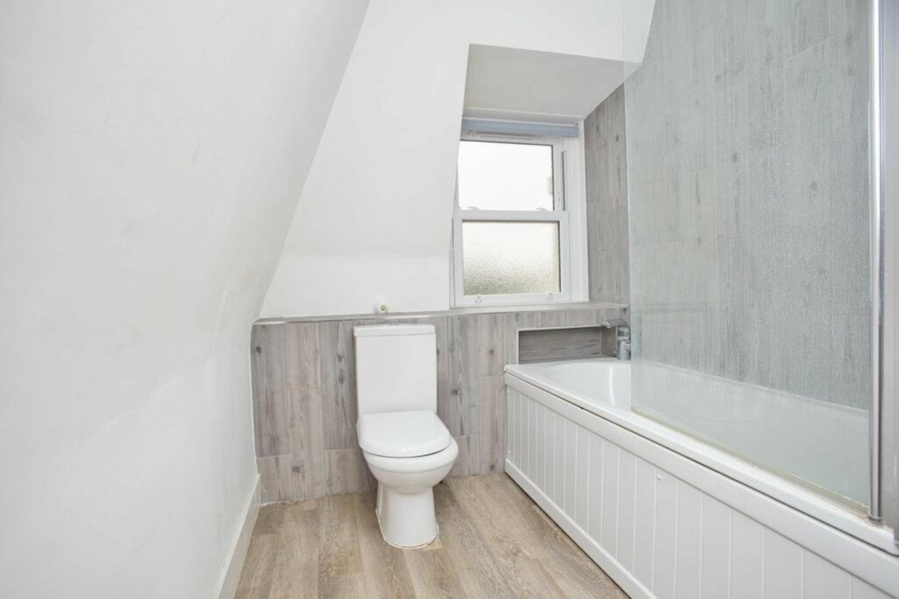 Properties Under Offer in Augusta Gardens Folkestone