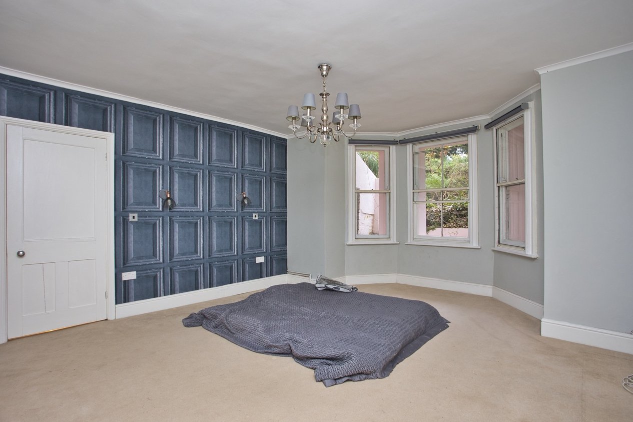 Properties For Sale in Augusta Gardens Folkestone