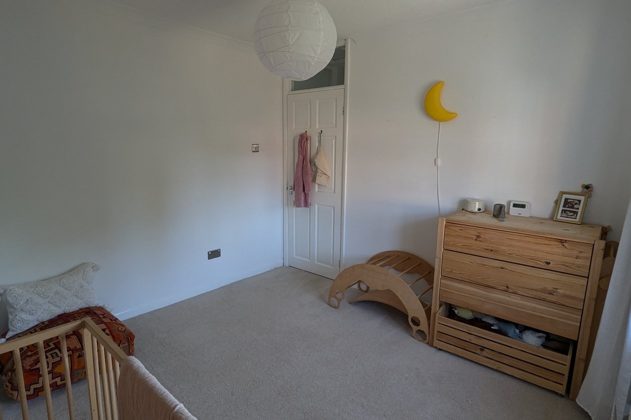 Properties Under Offer in Austin Road Ashford