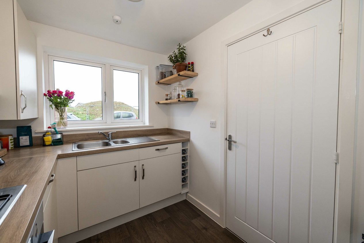 Properties Under Offer in Autumn Drive Ashford