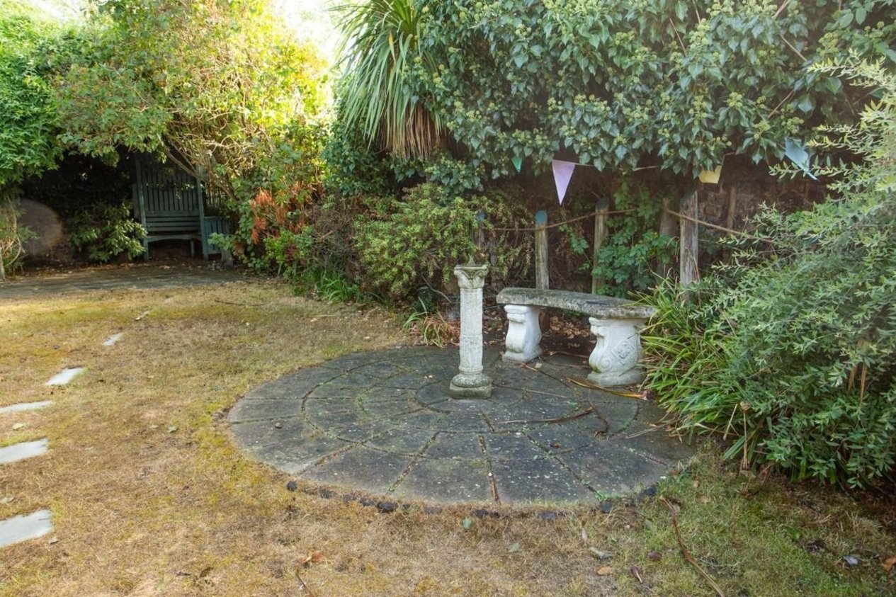 Properties For Sale in Avebury Avenue Ramsgate