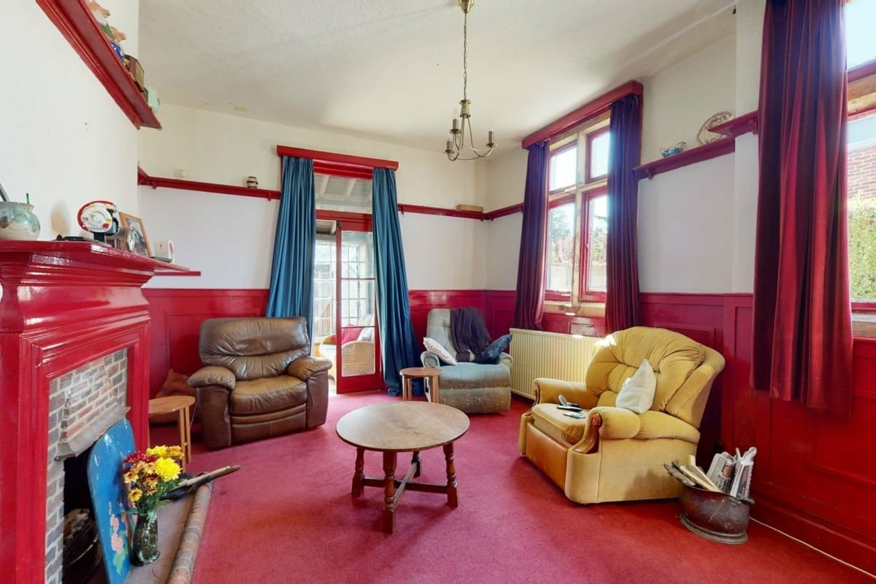 Properties For Sale in Avenue Road Herne Bay