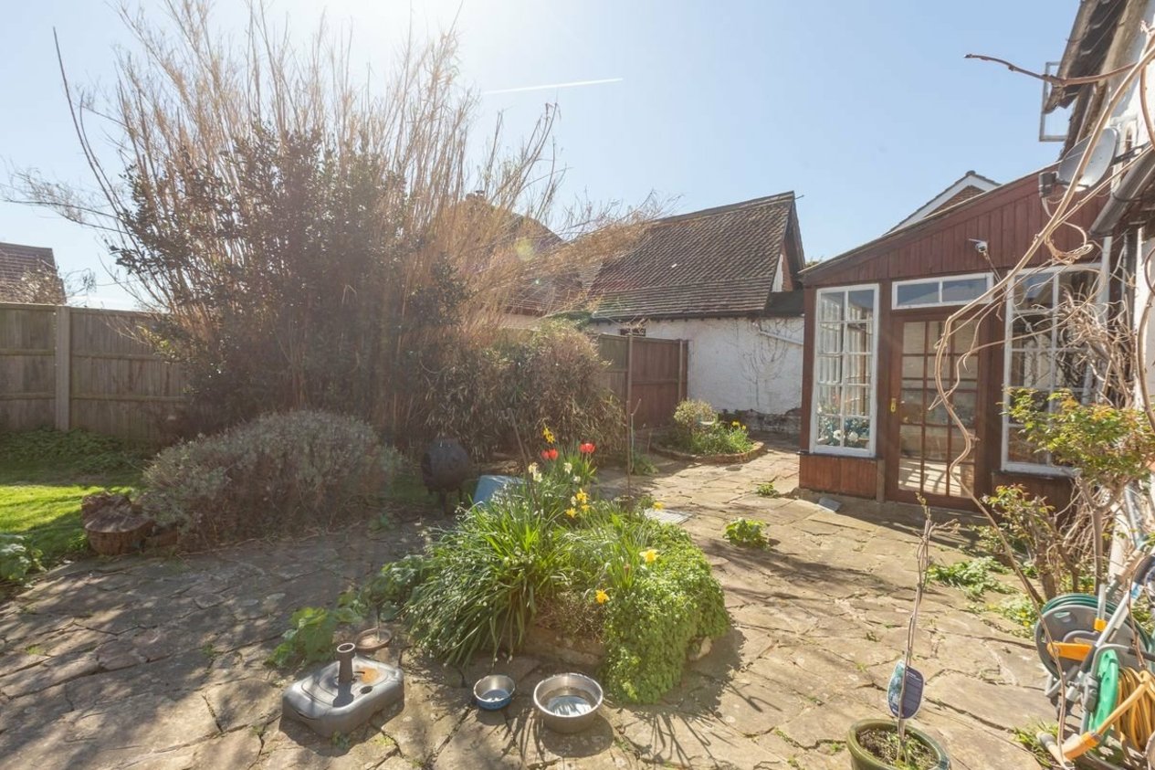 Properties For Sale in Avenue Road Herne Bay