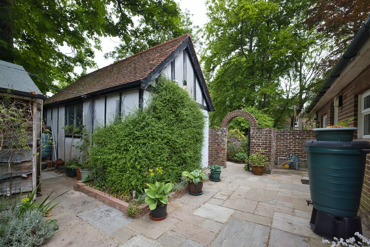 Properties For Sale in Bairds Hill Broadstairs