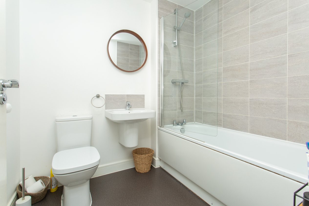 Properties Under Offer in Baldock Road Canterbury