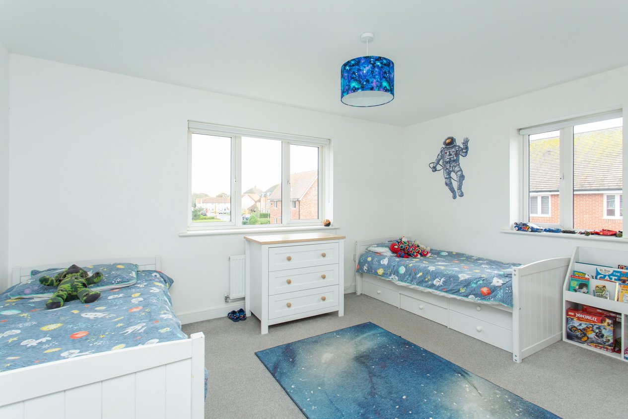 Properties Under Offer in Baldock Road Canterbury