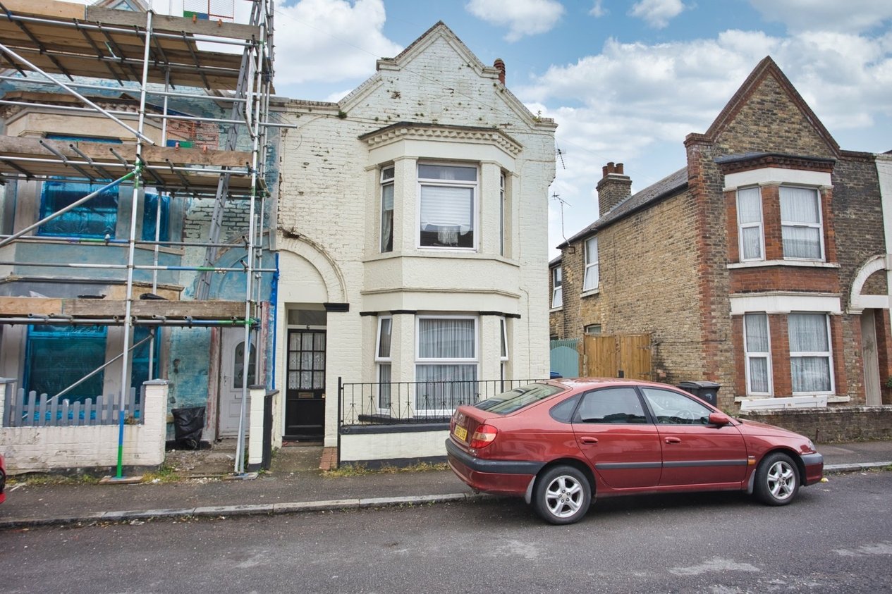 Properties For Sale in Balfour Road Dover