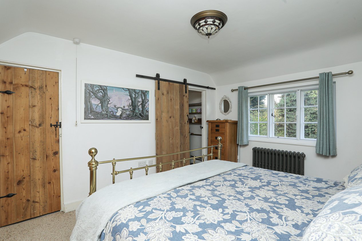 Properties Under Offer in Ball Lane Ashford