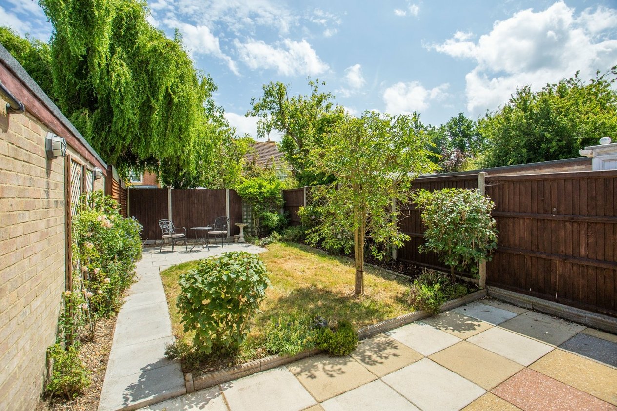 Properties Under Offer in Barley Close Herne Bay
