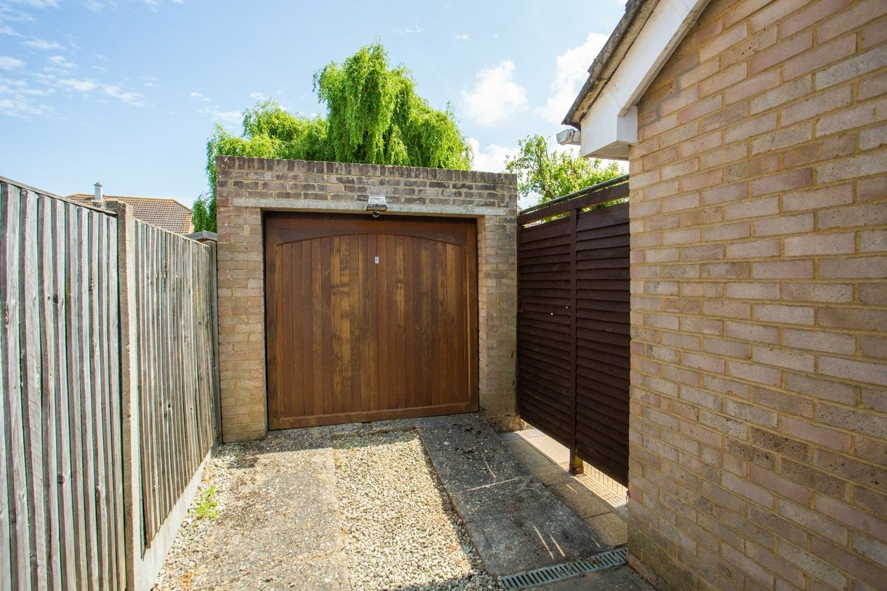 Properties Under Offer in Barley Close Herne Bay