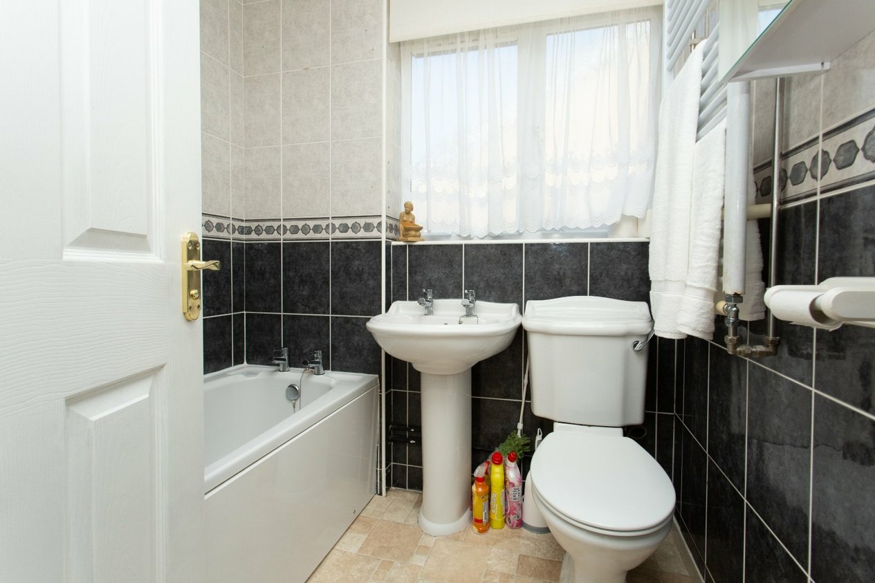 Properties Under Offer in Barley Close Herne Bay