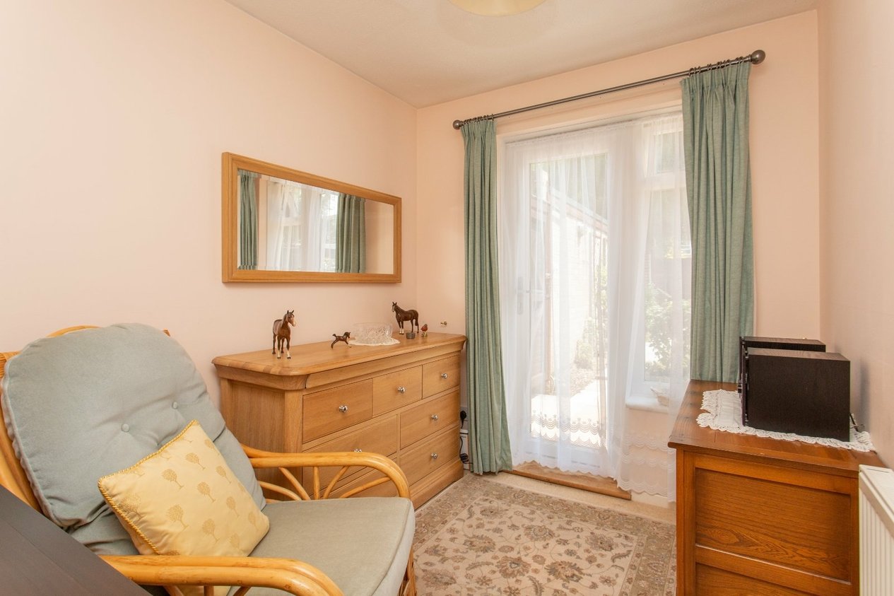 Properties Under Offer in Barley Close Herne Bay