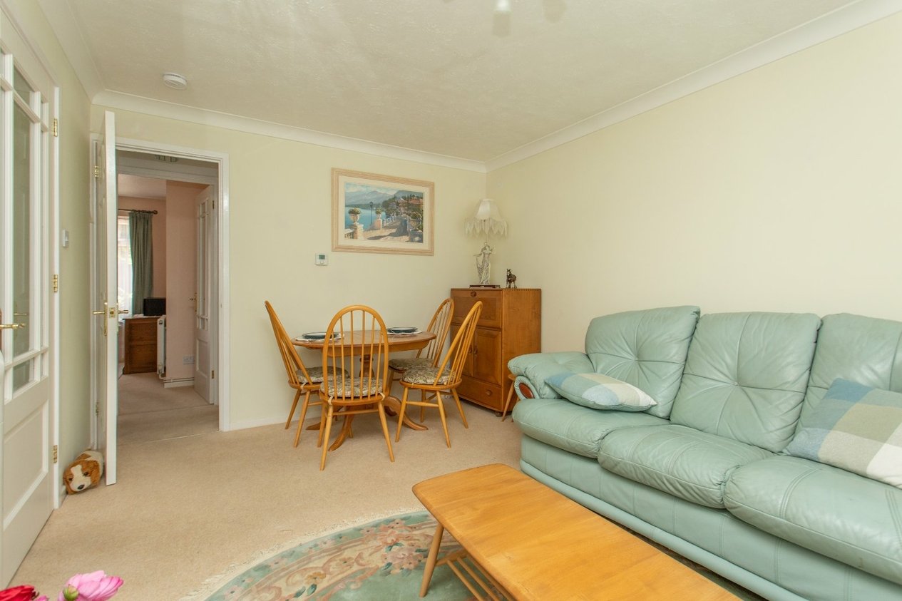 Properties Under Offer in Barley Close Herne Bay