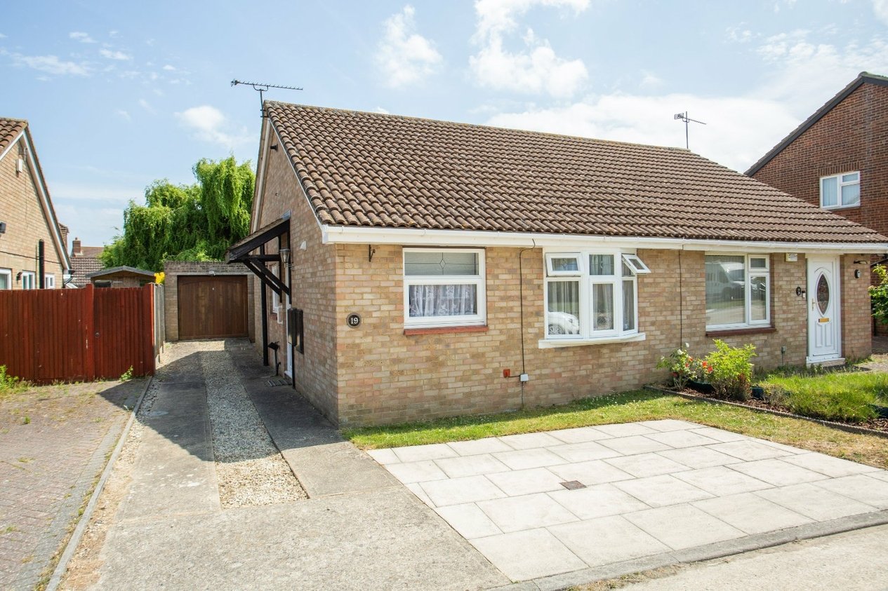Properties Under Offer in Barley Close Herne Bay
