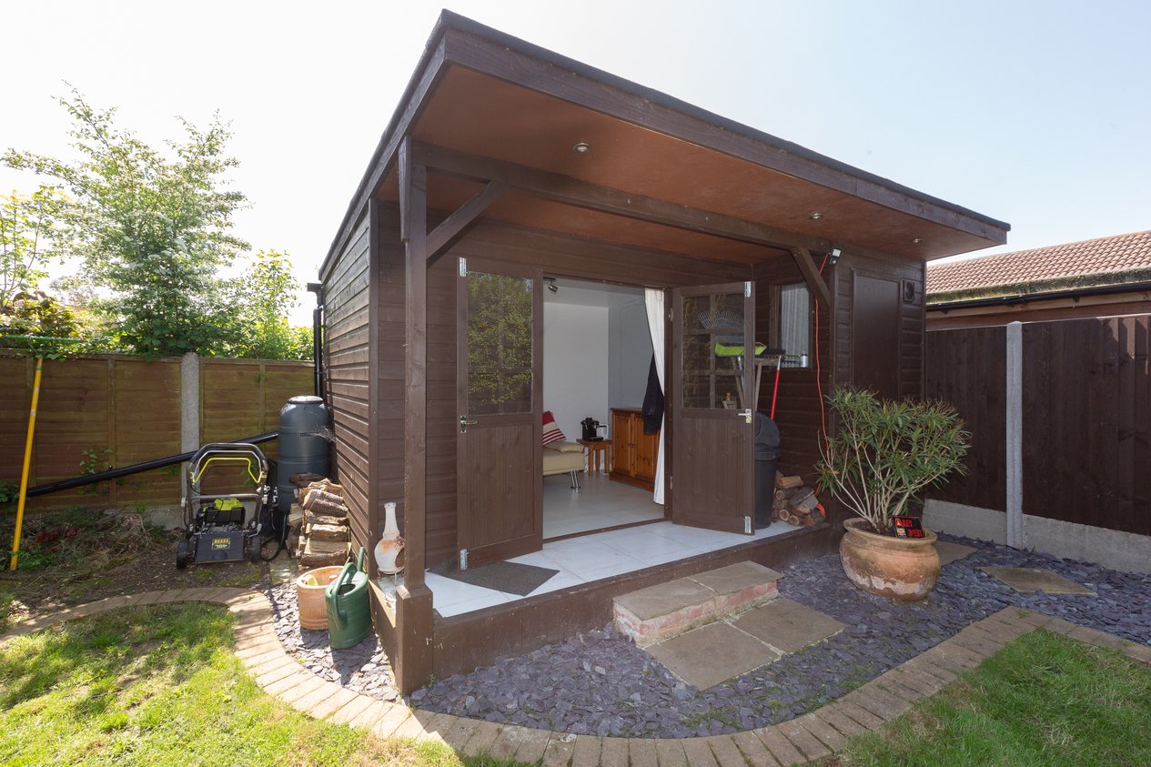 Properties For Sale in Barley Close Herne Bay