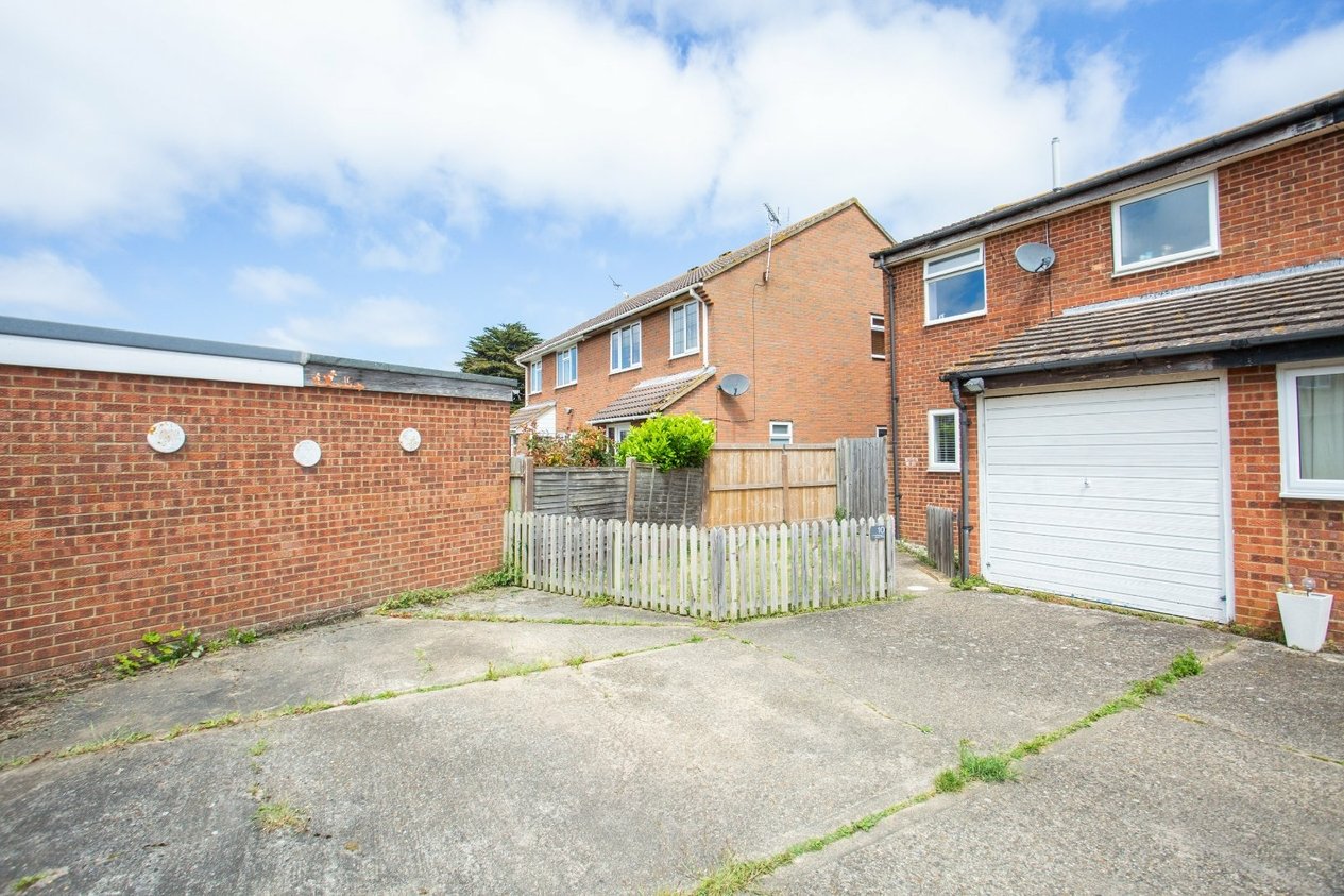 Properties For Sale in Barley Close Herne Bay