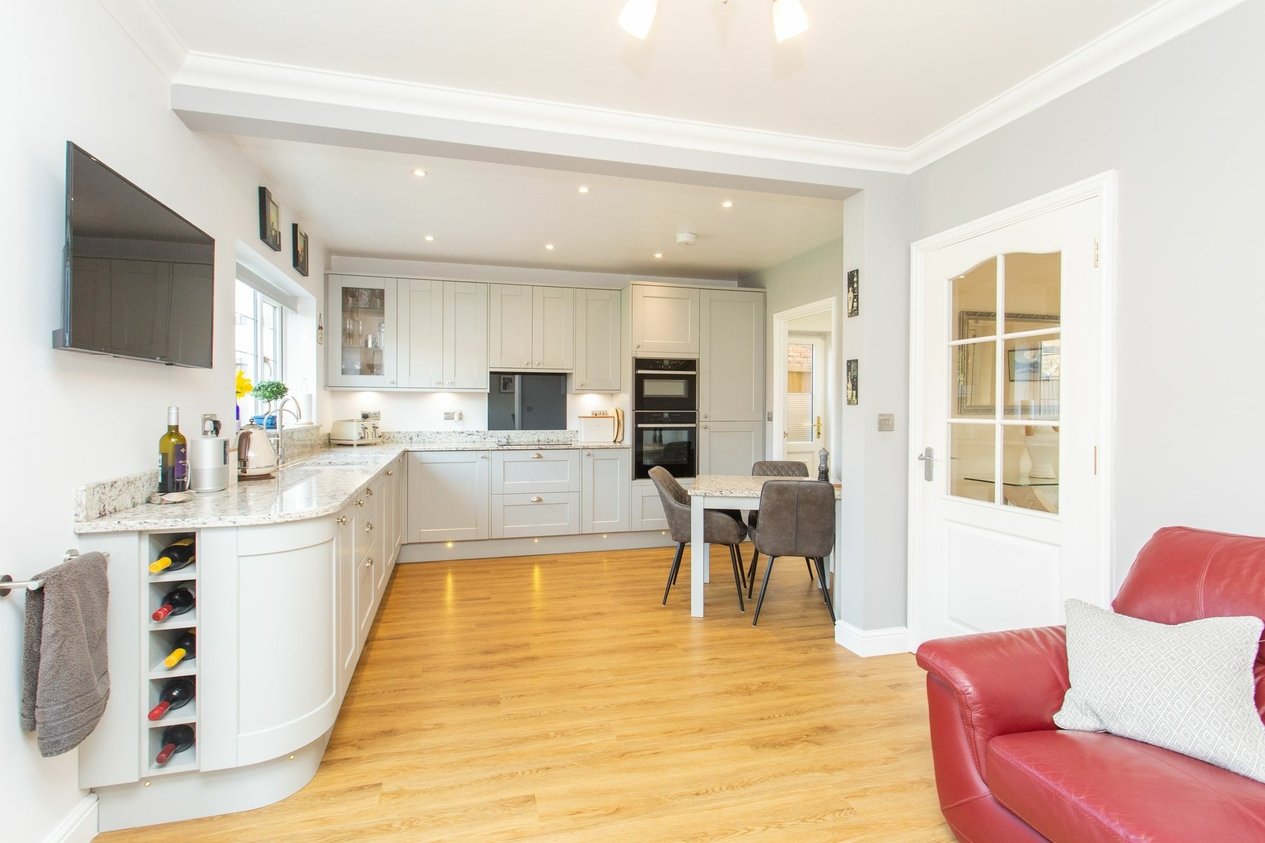 Properties Sold Subject To Contract in Barley Way  Ashford