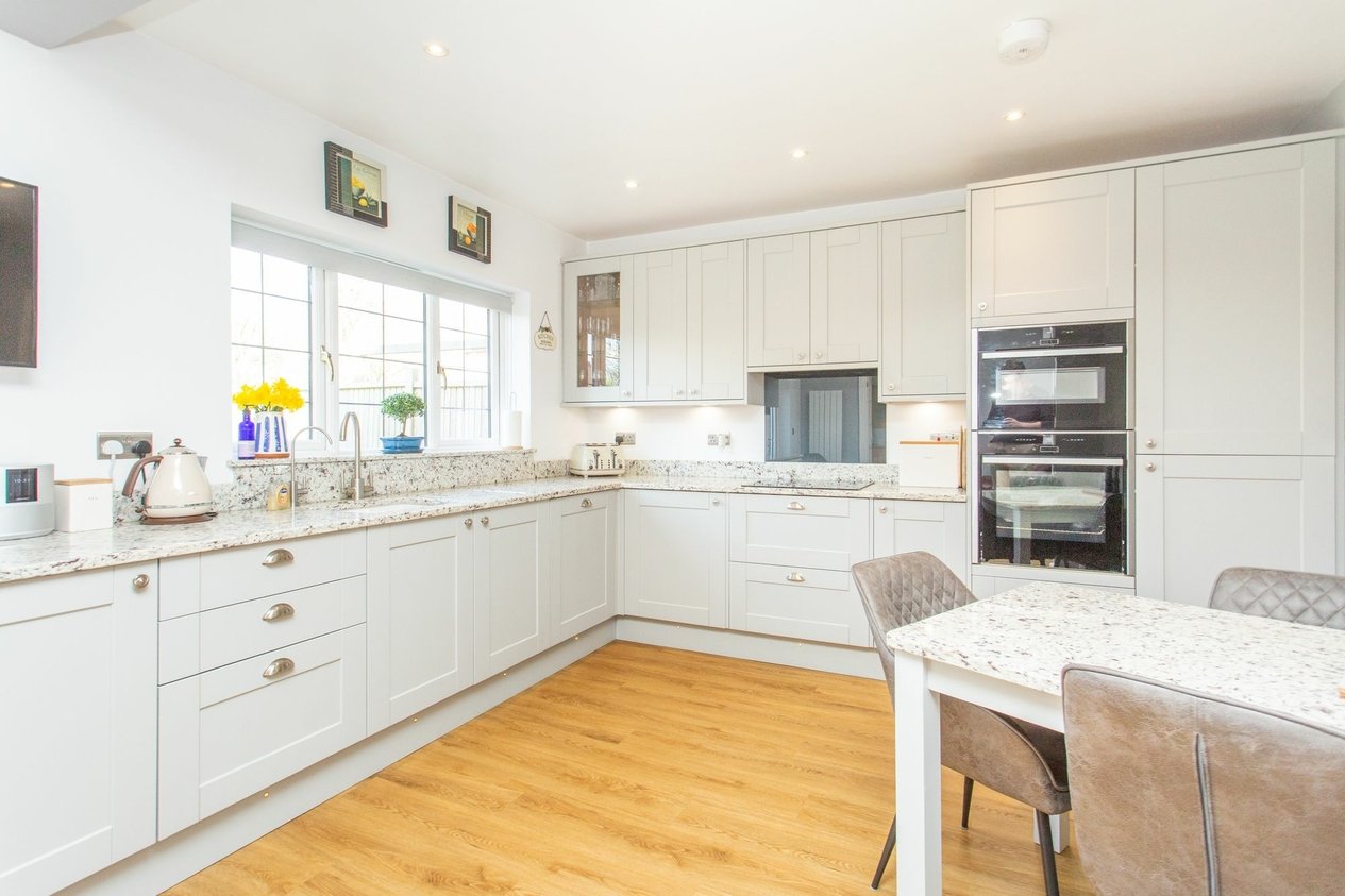 Properties Sold Subject To Contract in Barley Way  Ashford