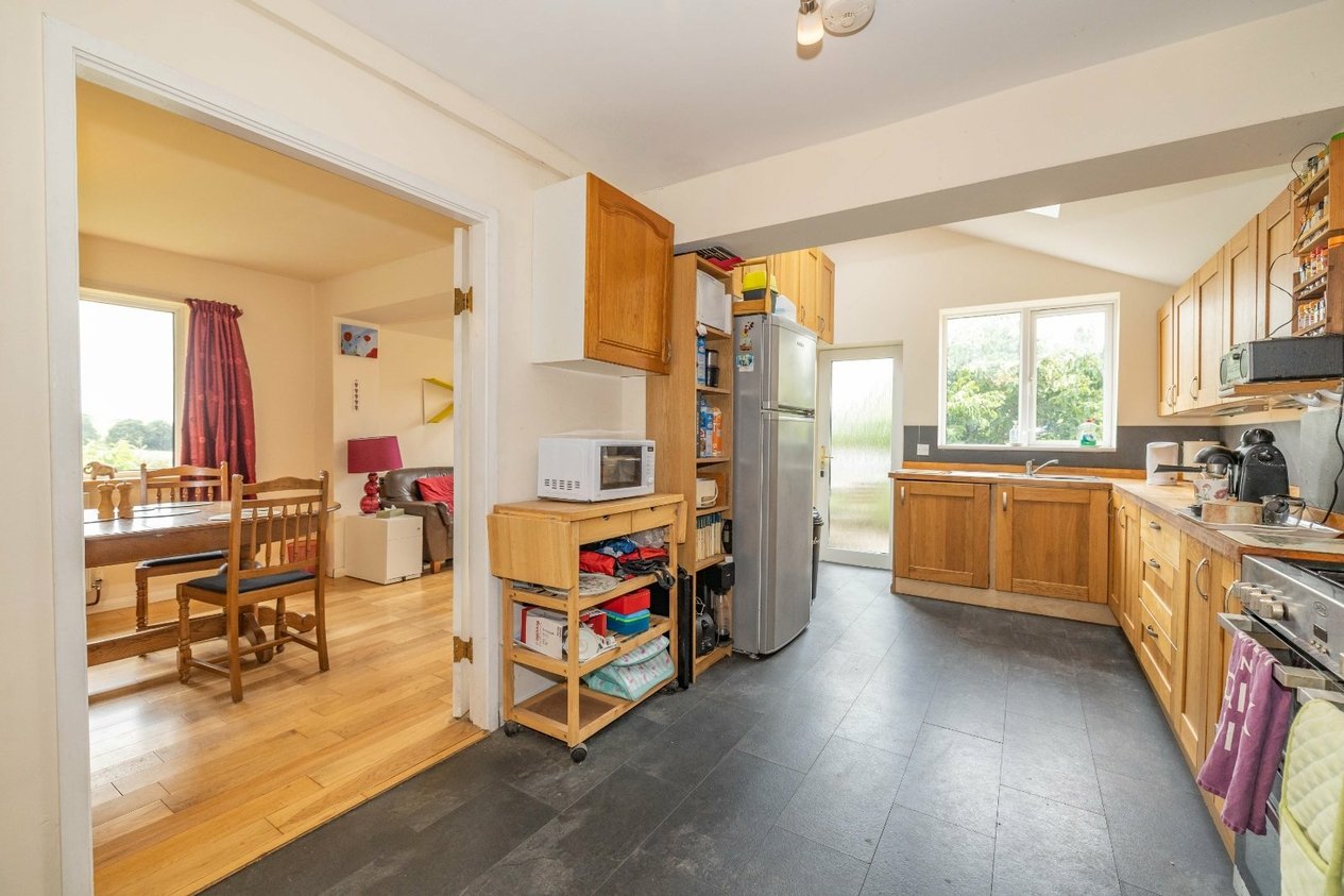Properties For Sale in Barrow Hill Rise Ashford