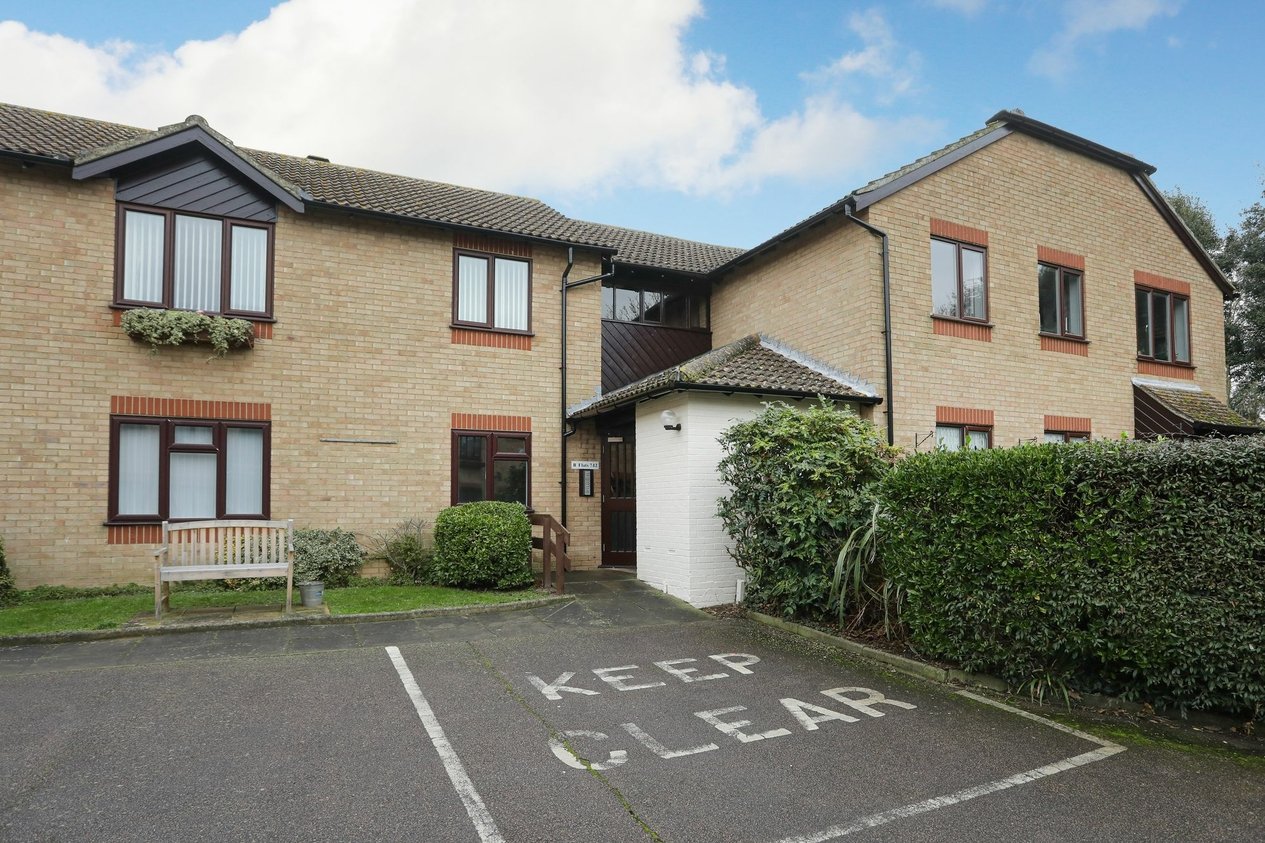 Properties For Sale in Barrows Close  Birchington
