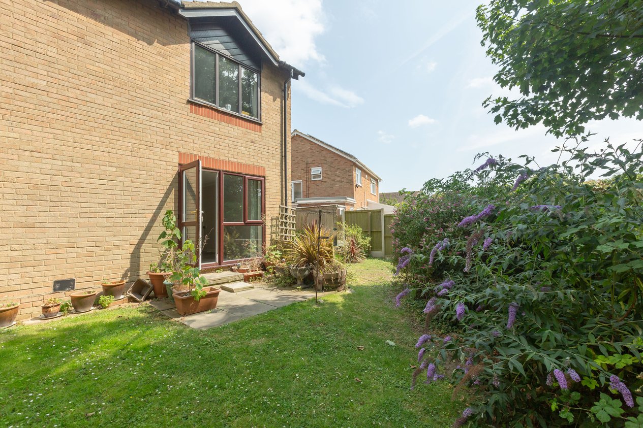 Properties Under Offer in Barrows Close Birchington