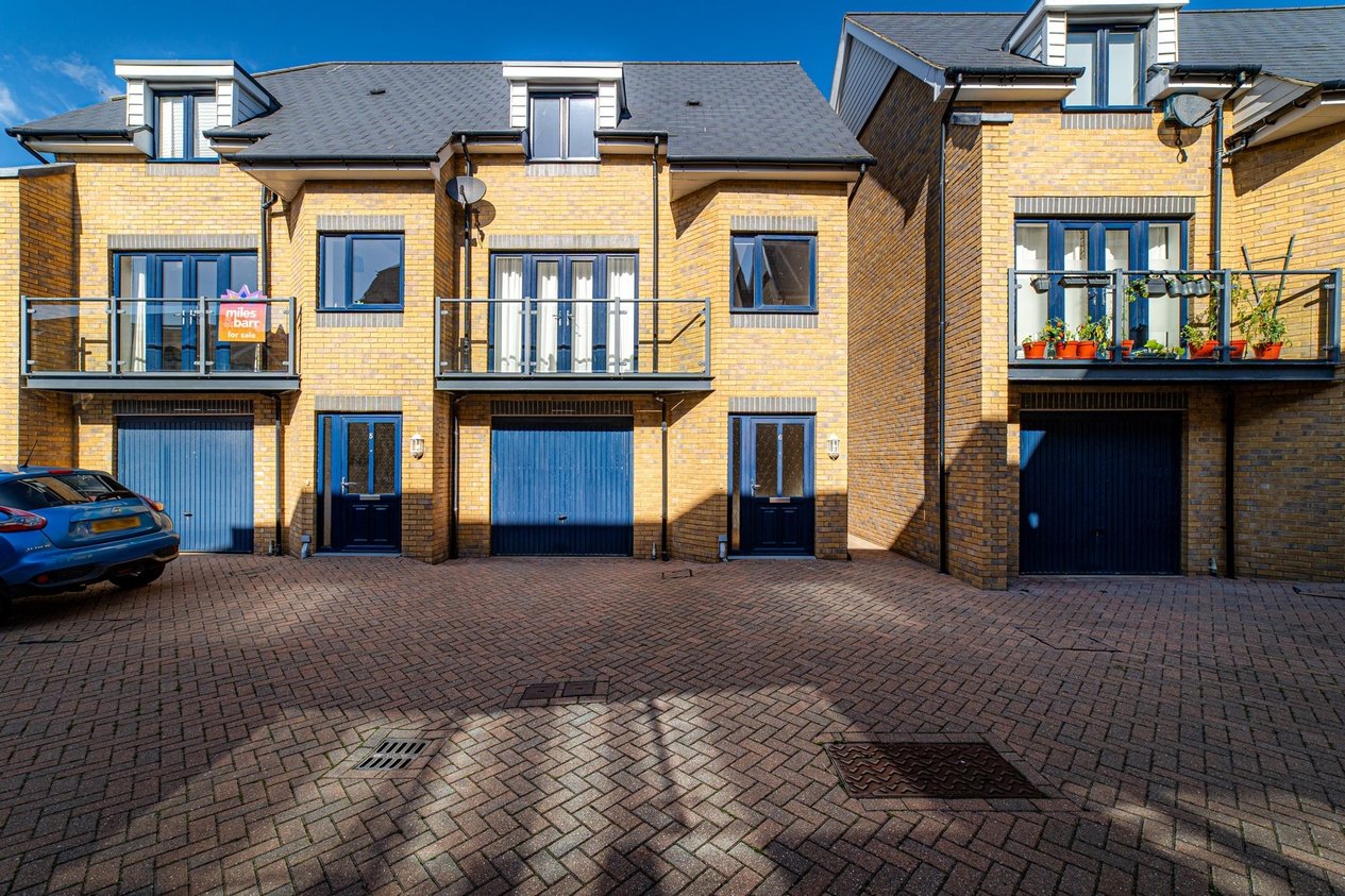 Properties Sold Subject To Contract in Barton Mews  Whitstable