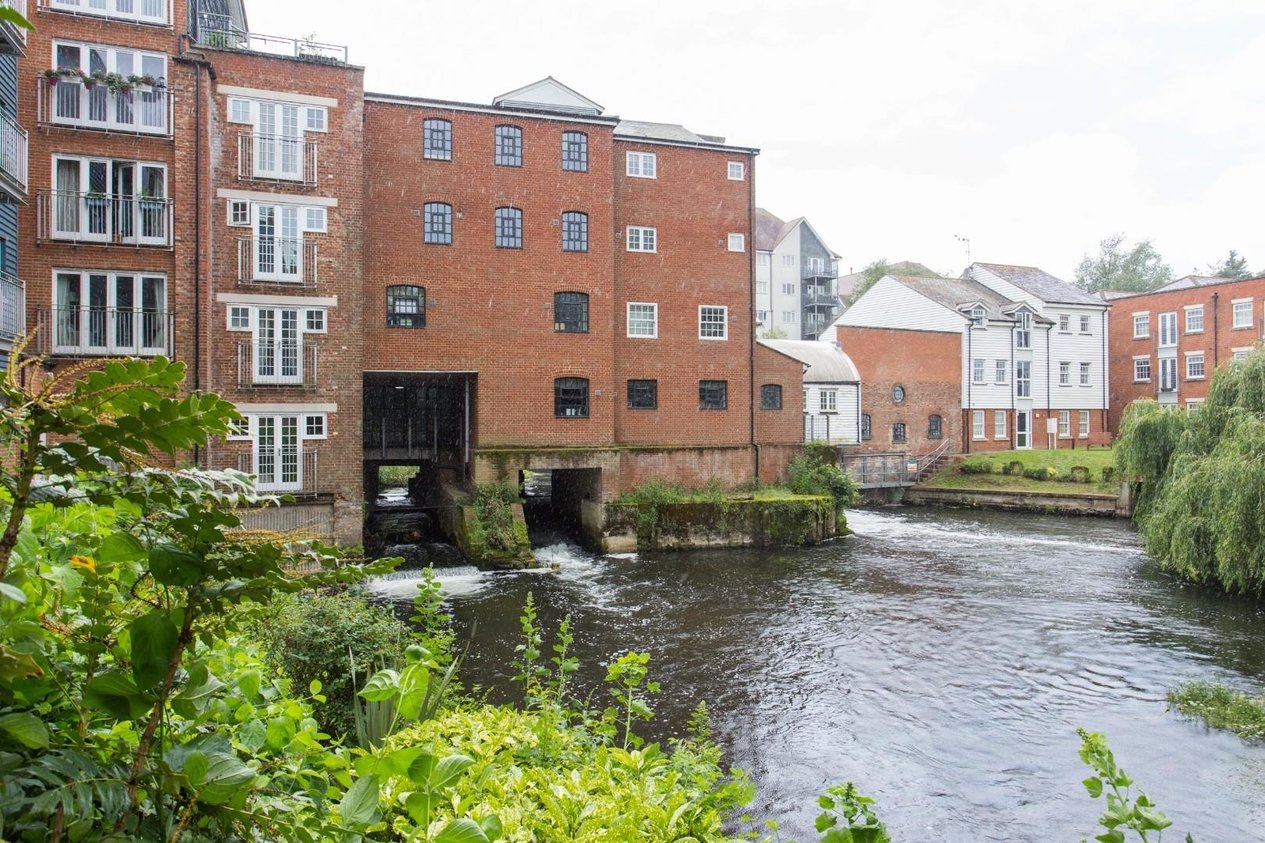 Properties Sold Subject To Contract in Barton Mill Road 