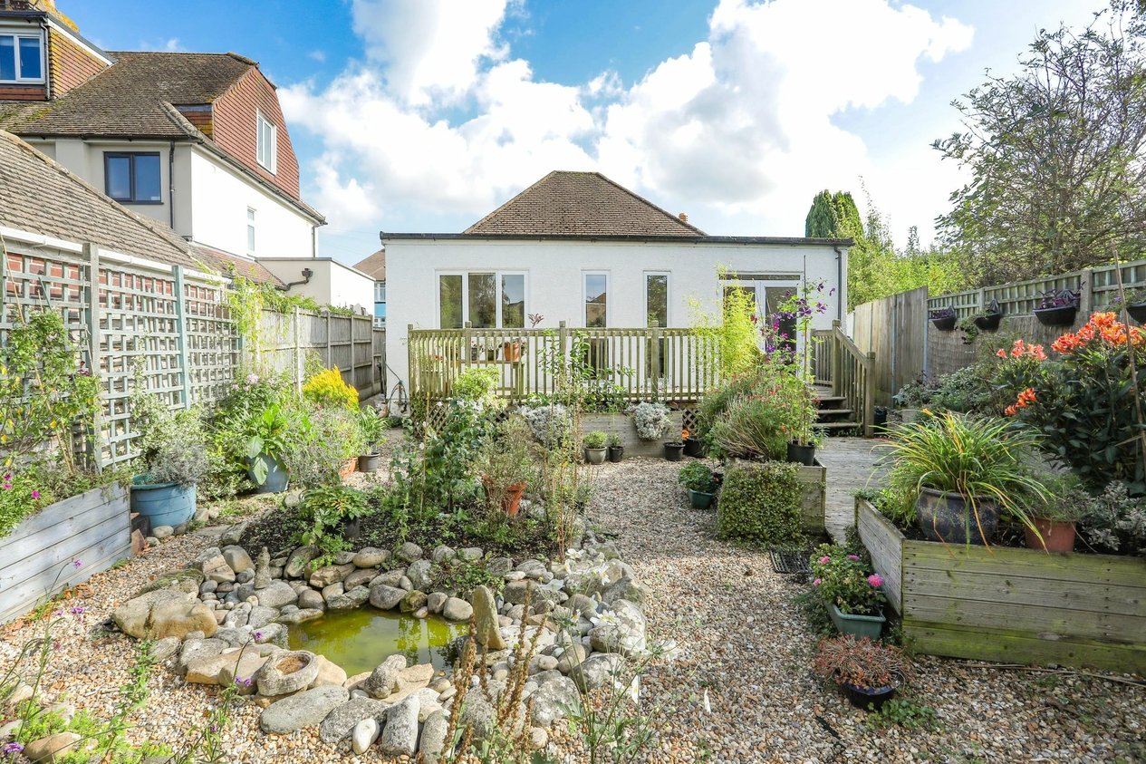 Properties For Sale in Barton Road  Canterbury