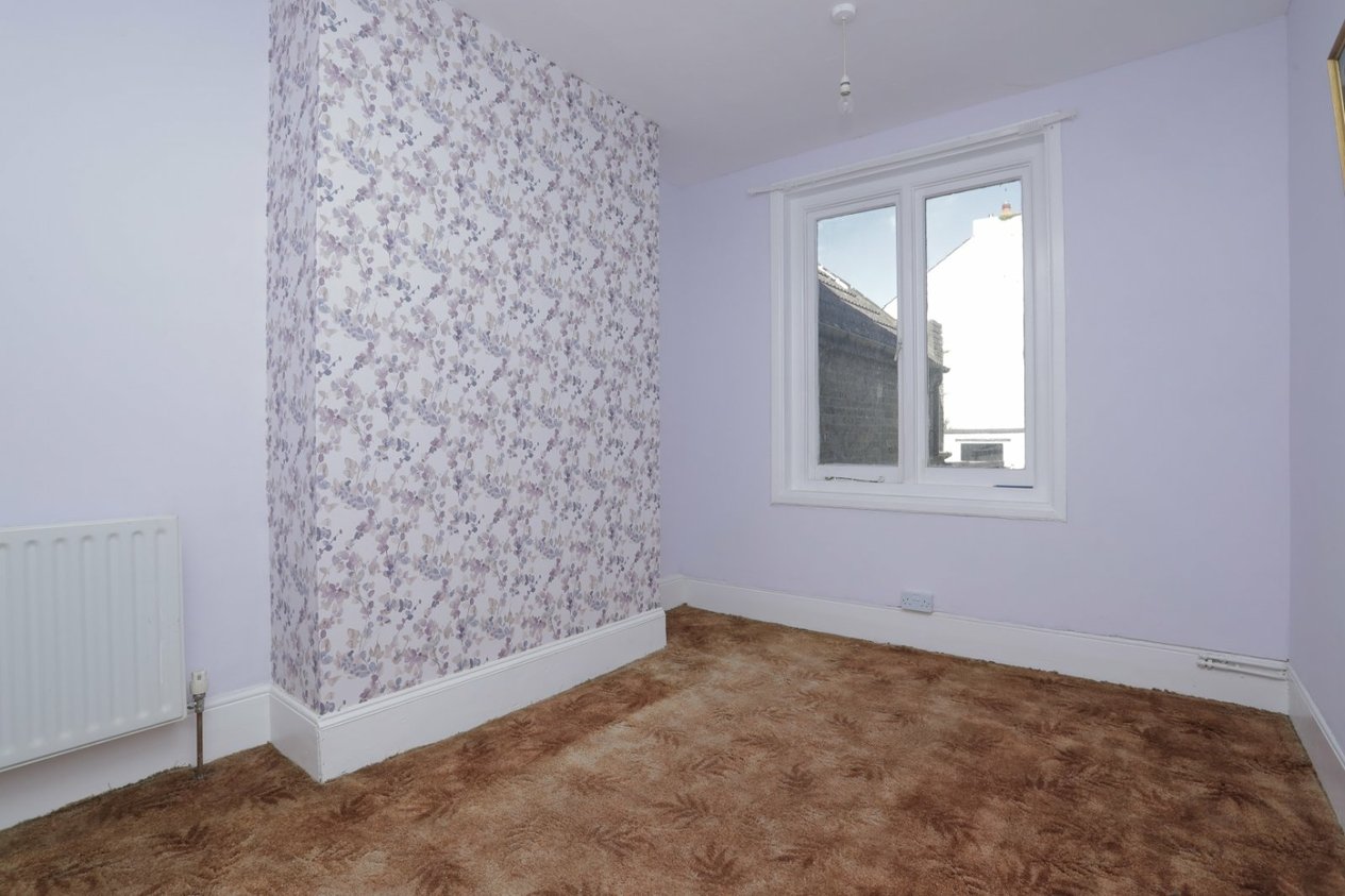 Properties For Sale in Barton Road Dover