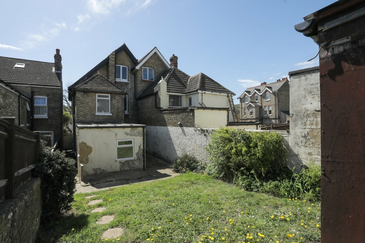 Properties For Sale in Barton Road Dover