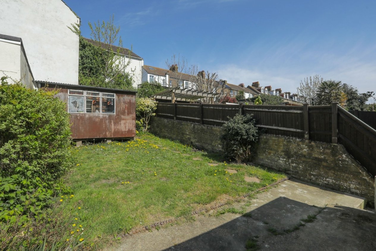 Properties For Sale in Barton Road Dover