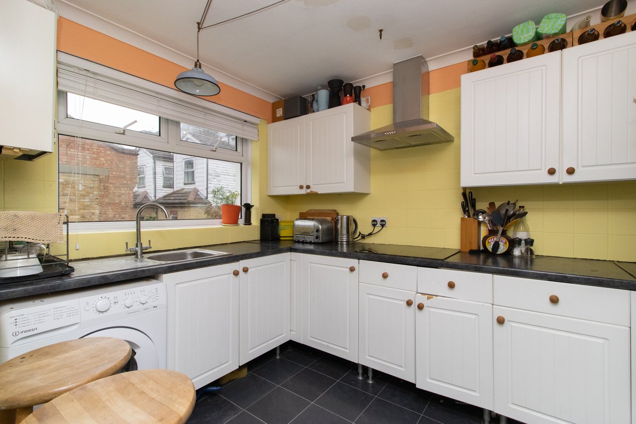 Properties Under Offer in Bath Place Margate