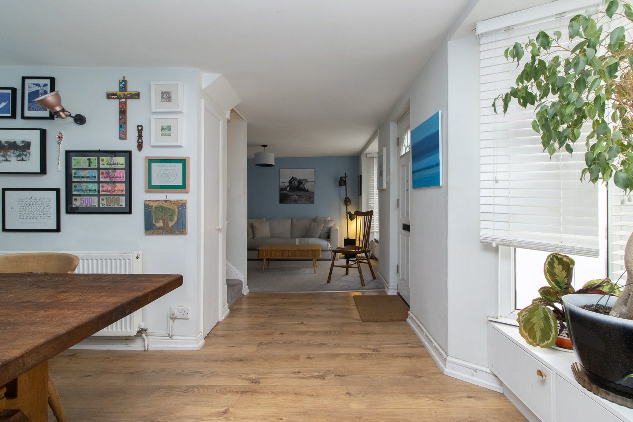Properties Under Offer in Bath Place Margate